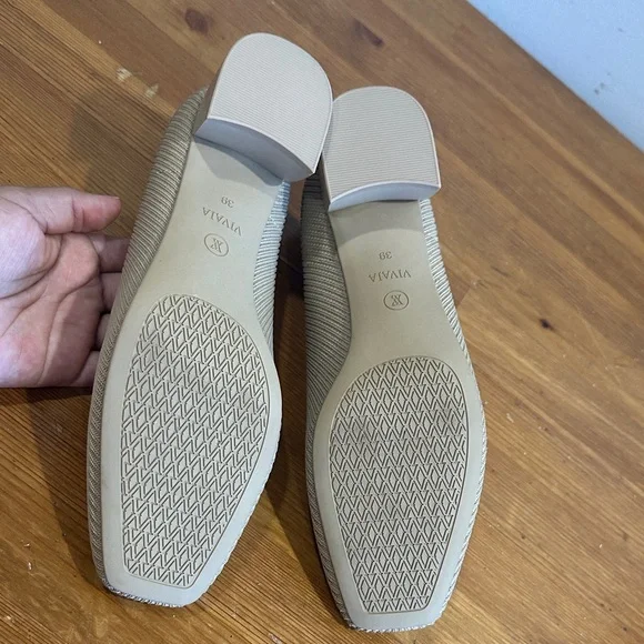 Vivaia Elegant Square-Toe Heels in Beige - Picture 8 of 14